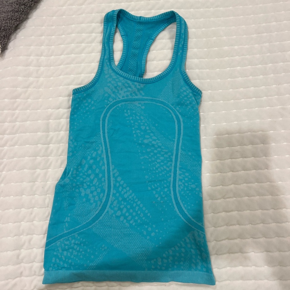 Lululemon tank top